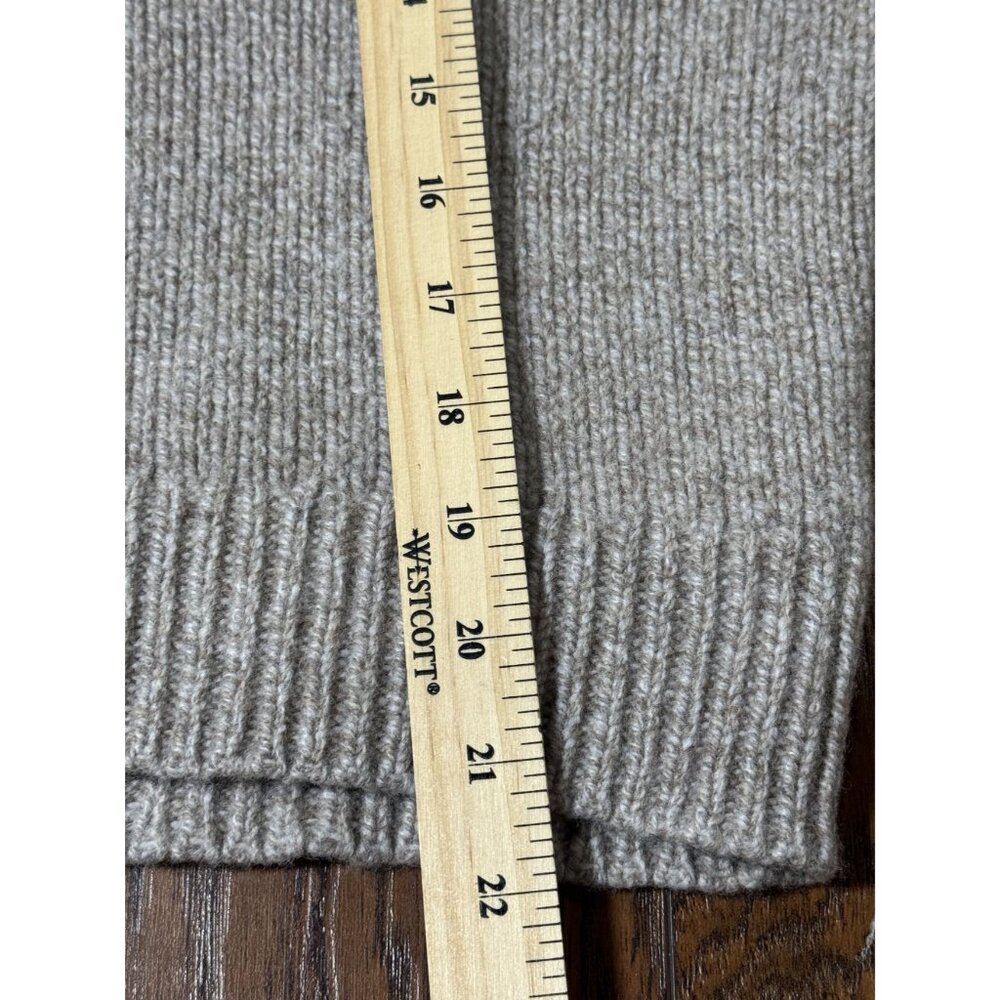 LL Bean L Womens S 100% Lambswool Beige Sweater pullover Crewneck Classic Cozy - Picture 7 of 9